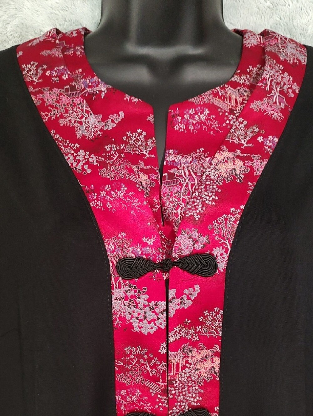 Susan Graver Black Three-Piece Tunic Set with Red Floral Trim - Picture 7 of 16